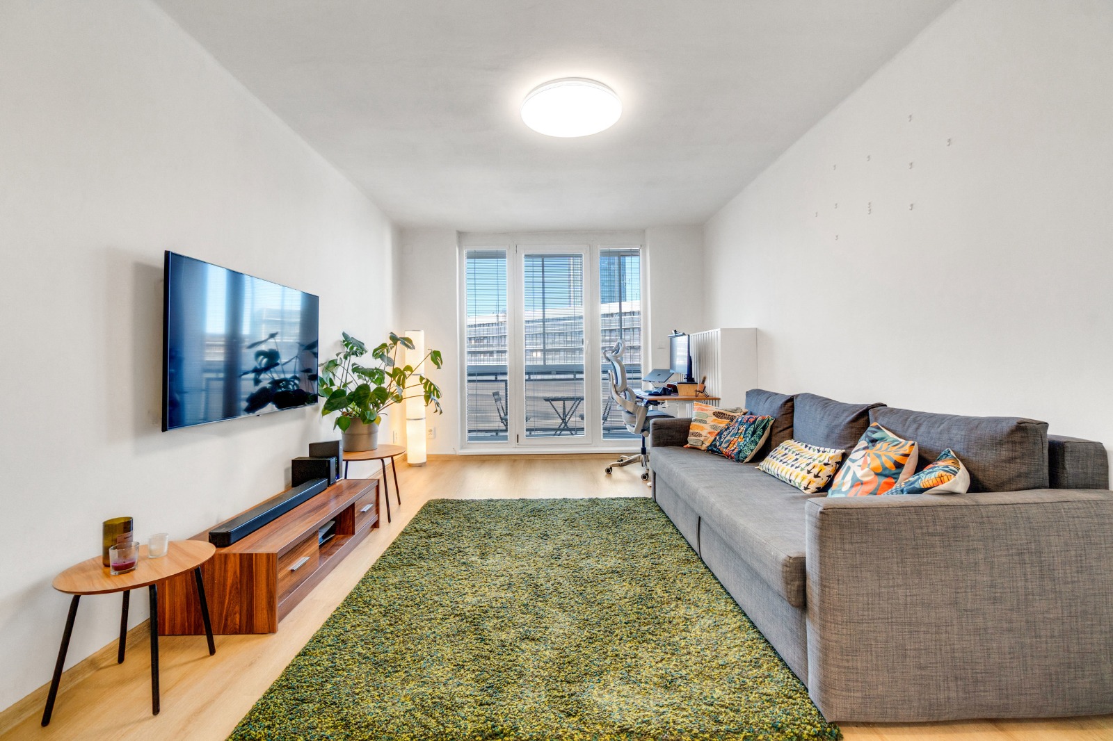 Bytová jednotka 2+kk Žateckých, Praha 4